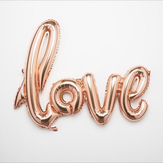Bóng chữ LOVE màu rose gold sang chảnh