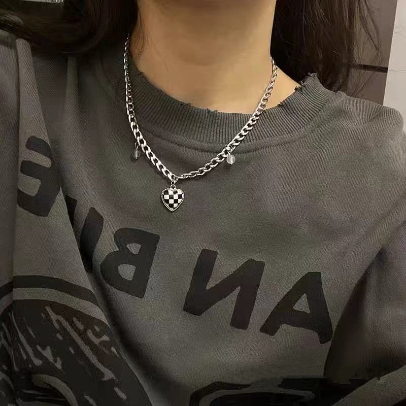 iF YOU Vòng Cổ Choker Hình Trái Tim Màu Trắng Và Đen Phong Cách Hàn Quốc Dành Cho Nữ