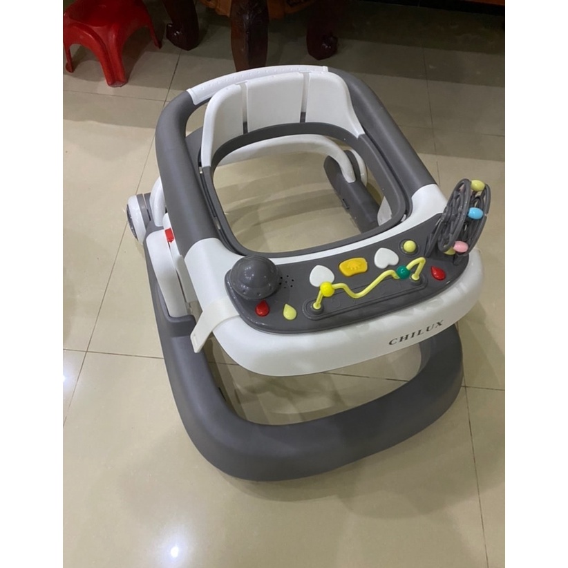Xe tập đi cho bé chữ U Chilux Walk-S, đa năng, tạo cho bé phương hướng cố định khi di chuyển mới 100% thanh lý