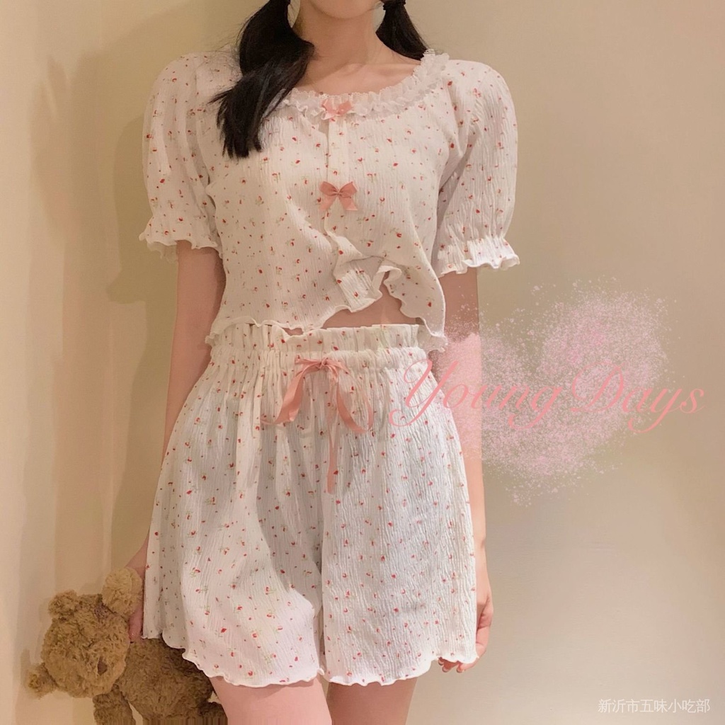 Bộ Đồ Ngủ Hai Mảnh Áo Phối Ren Hoa Mỏng Thời Trang Mùa Hè Dễ Thương Cho Nữ