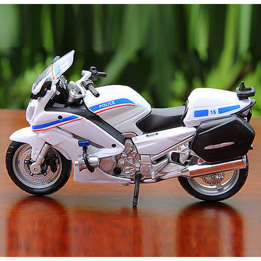 Xe Mô Hình Moto Cảnh Sát Yamaha FJR 1300A Tỉ Lệ 1:18 - Maisto - 8884t