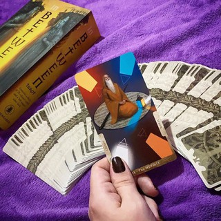 Bộ Bài In Between Tarot Bookset (Guu Tarot Shop)