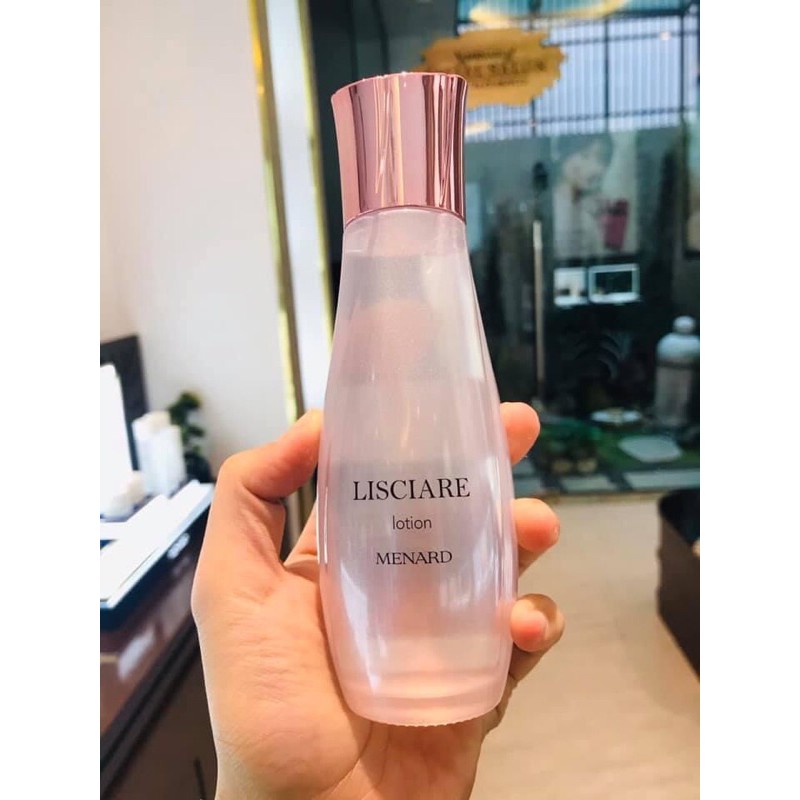 Dung dịch cân bằng độ ẩm và làm sáng da Lisciare