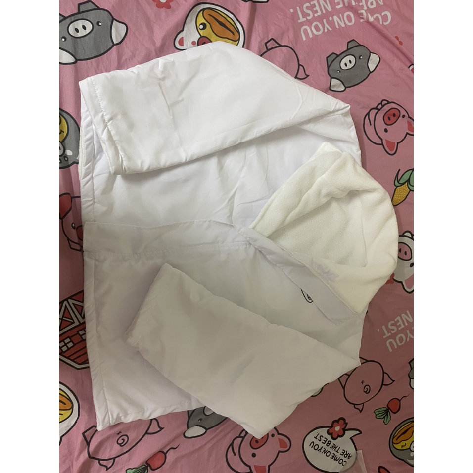 (Thanh lý lỗ) Áo khoác hai mặt trăng bị  bẩn | BigBuy360 - bigbuy360.vn