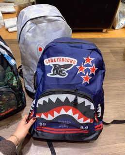 Balô Bape đủ màu luôn😛😛😍