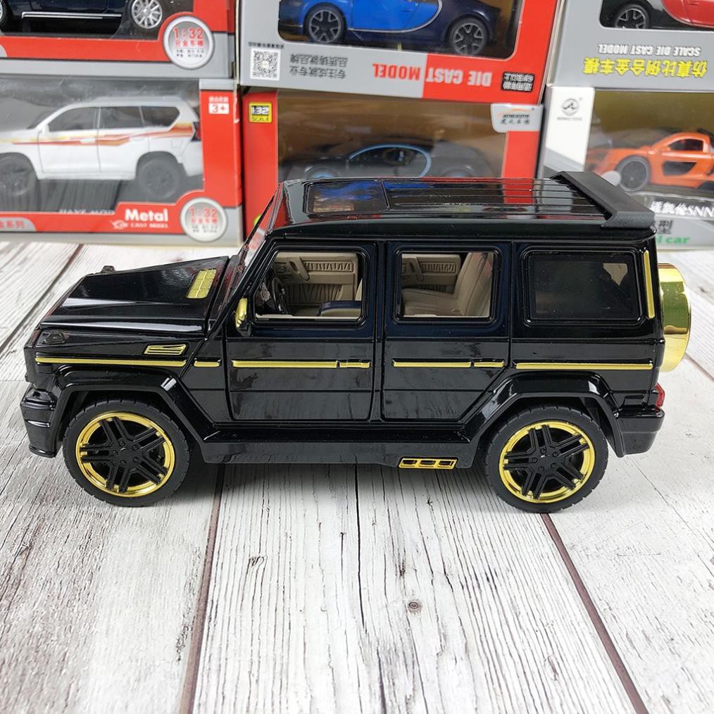 Mô hình xe ô tô Mercedes AMG G65 Brabus tỉ lệ 1:24