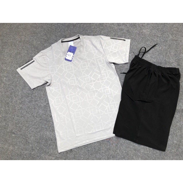 Bộ thể thao nam ép vân cao tần cuốn hút | BigBuy360 - bigbuy360.vn