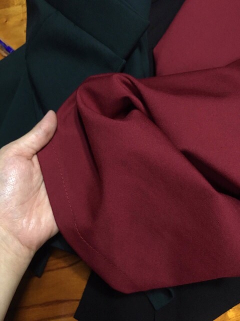 [ĐỘC_LẠ] CHÂN VÁY BÚT CHÌ sẻ sau 2 vạt xếp li thời trang công sở | BigBuy360 - bigbuy360.vn