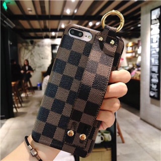 Ốp Cầm Tay Caro IPhone sang chảnh
