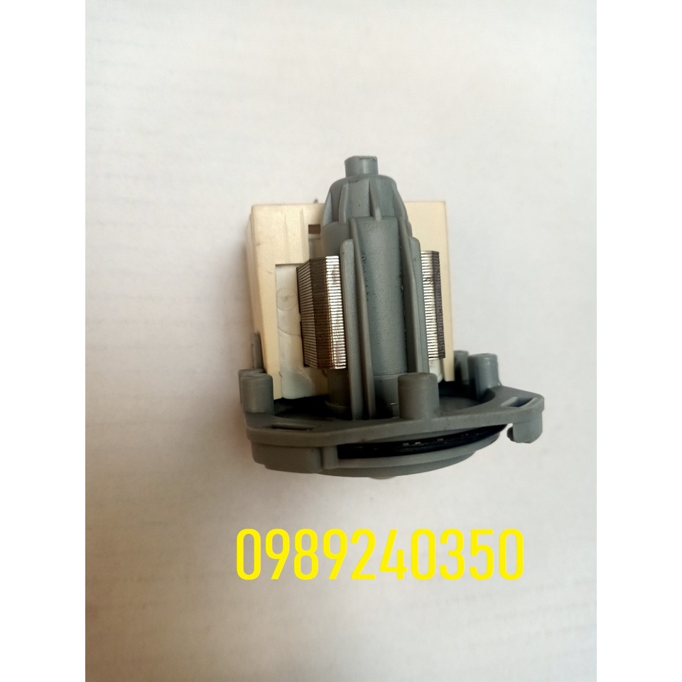 Bơm tuần hoàn máy giặt Electrolux loại cài hàng tháo dùng tốt