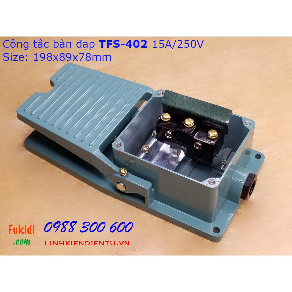 Công tắc bàn đạp TFS-402 15A/250V, vỏ nhôm, kích thước 198x98x78mm màu xanh