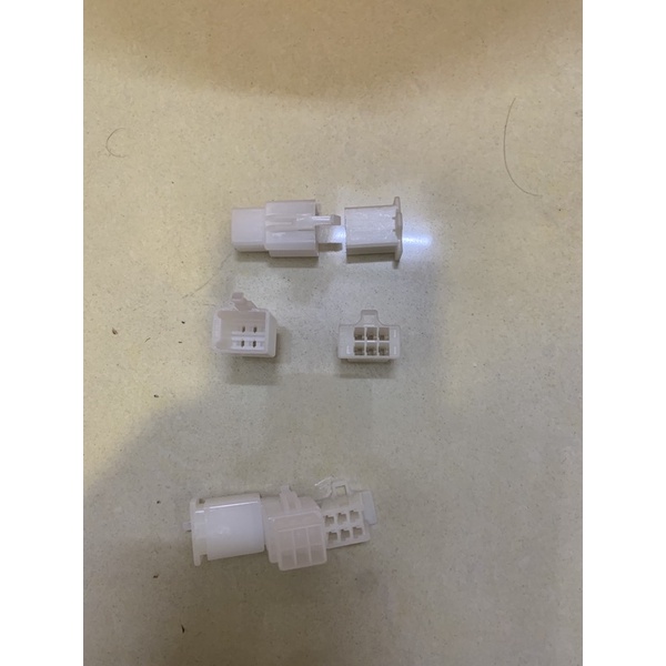 bộ vỏ nhựa 2 lỗ , 3 lỗ , 4 lỗ , 6 lỗ đực cái cho thiết bị điện tử