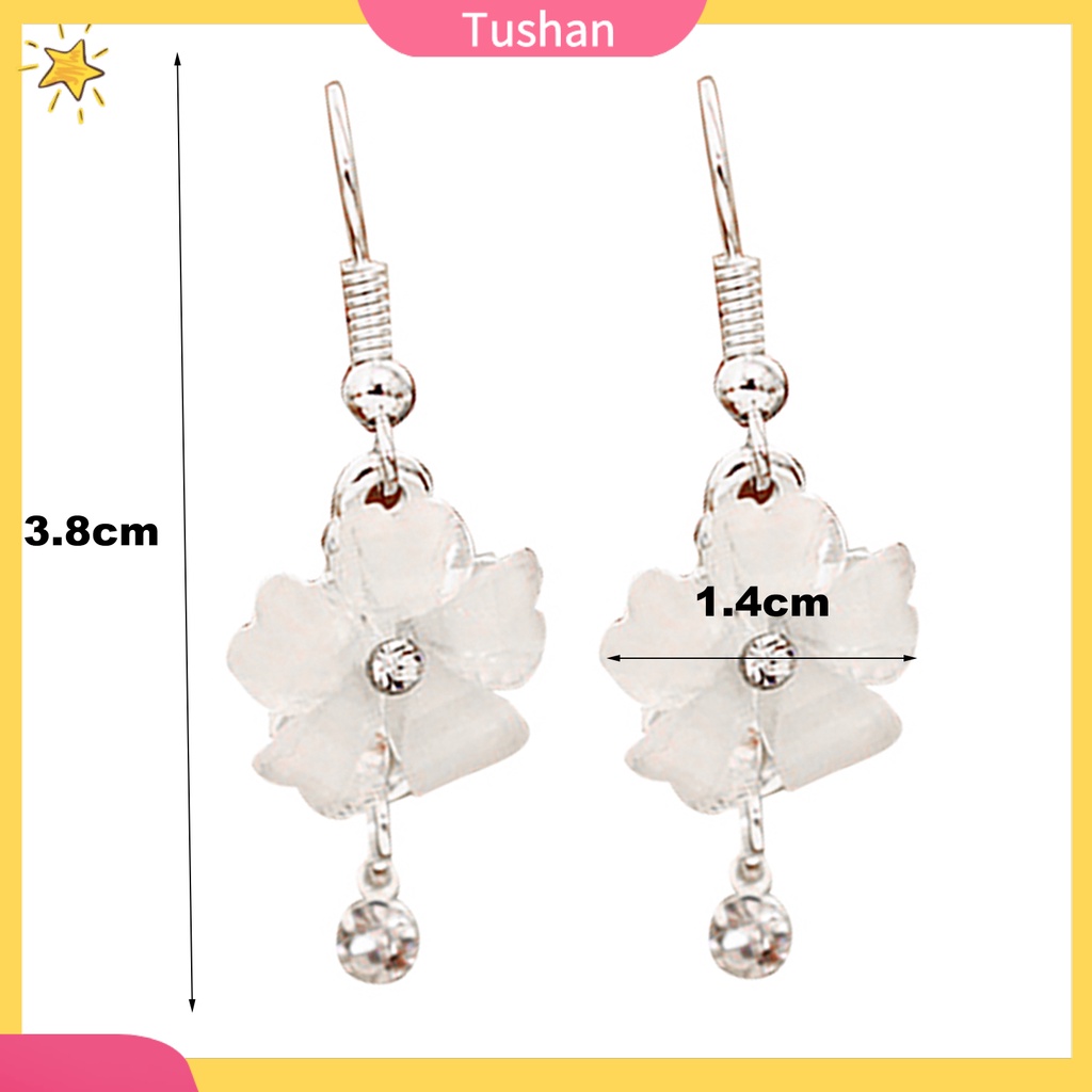 Khuyên tai hình hoa đính đá thanh lịch