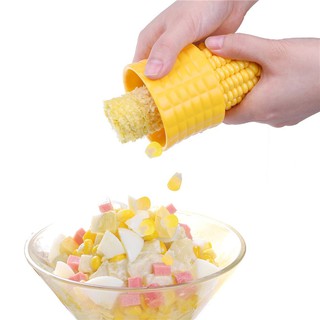 Dụng cụ tách hạt bắp tiện lợi