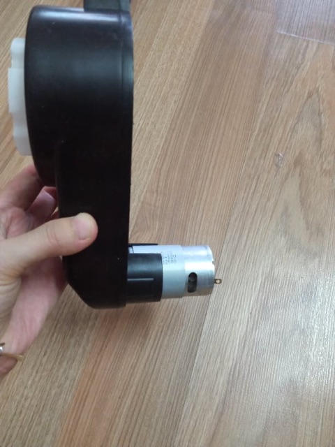 Động cơ ô tô điện trẻ em Weixu 550 12v12000