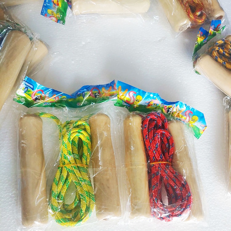 Dây nhảy cán gỗ giá rẻ