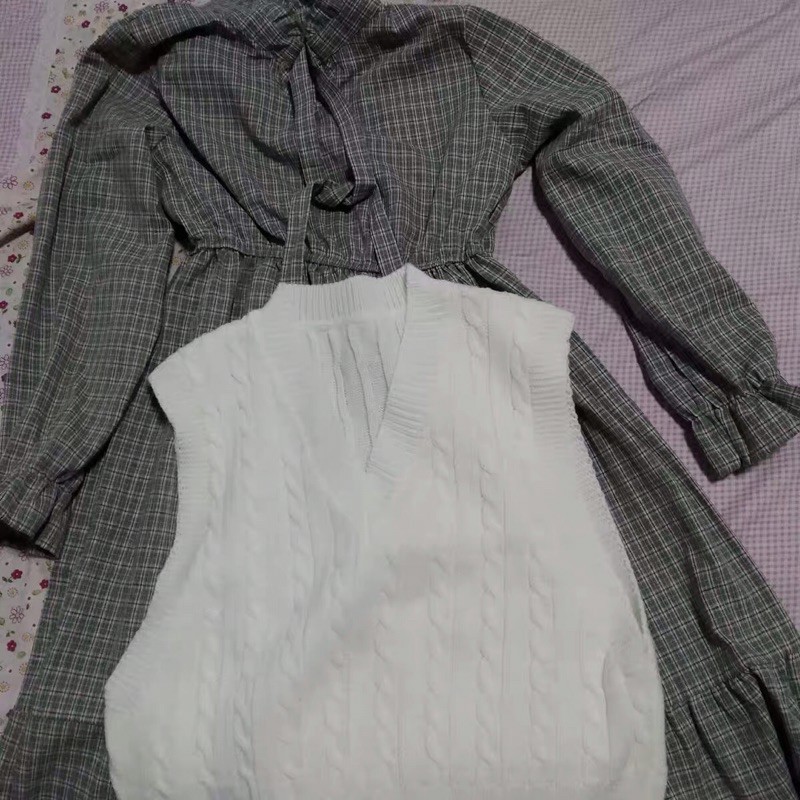 Set Áo gile Váy trắng dài babydoll nhung tăm bánh bèo tay bồng thắt nơ