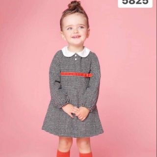 VÁY DẠ OSHKOSH BÉ GÁI