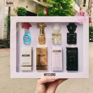 Set nước hoa Moschino 4 chai ( mỗi chai 5ml)