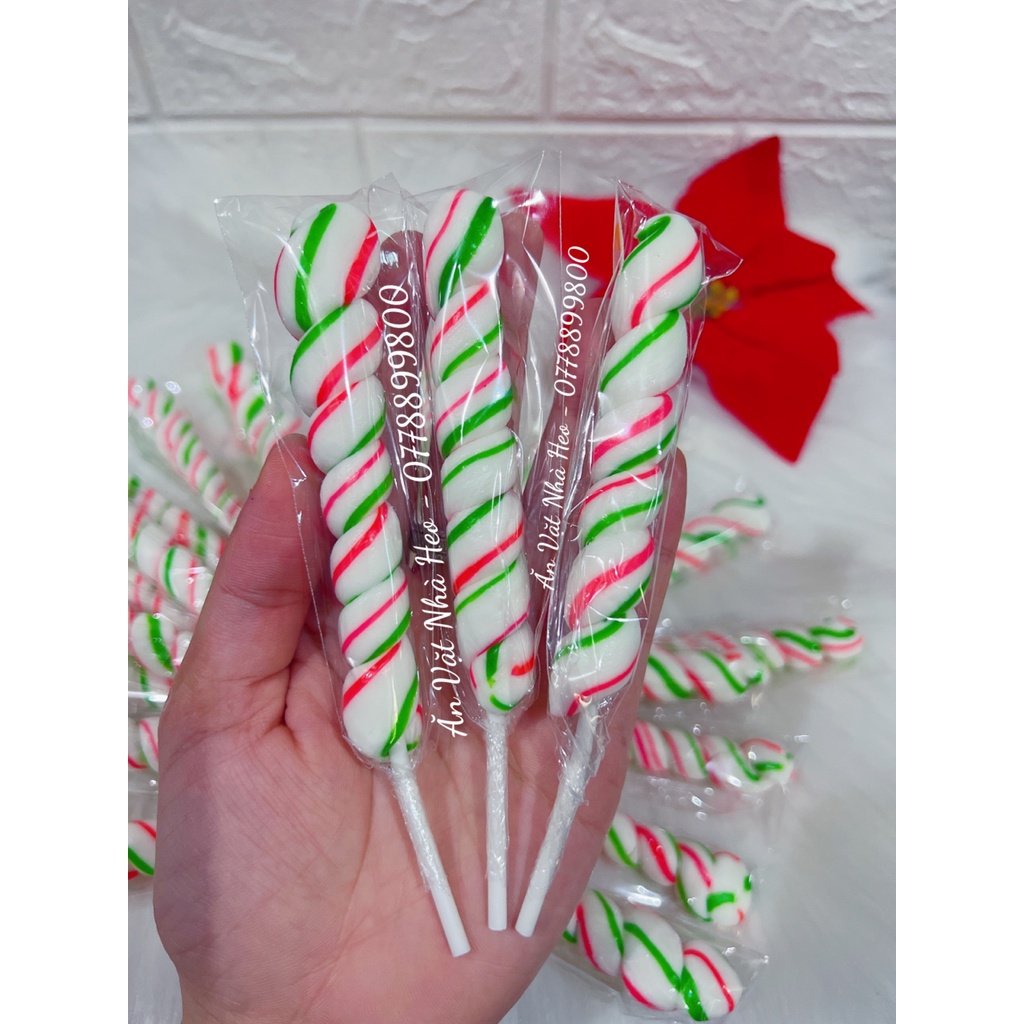Một hủ gồm 50 cây kẹo mút đường sắc màu dễ thương trẻ em hàng công ty Việt Nam que 50g