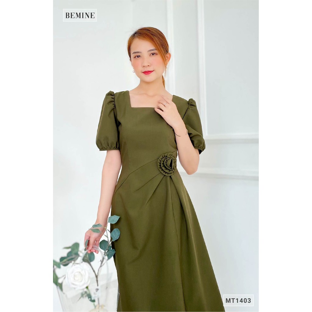 Đầm cổ vuông eo gắn bông BEMINE MT1403REULINH | BigBuy360 - bigbuy360.vn