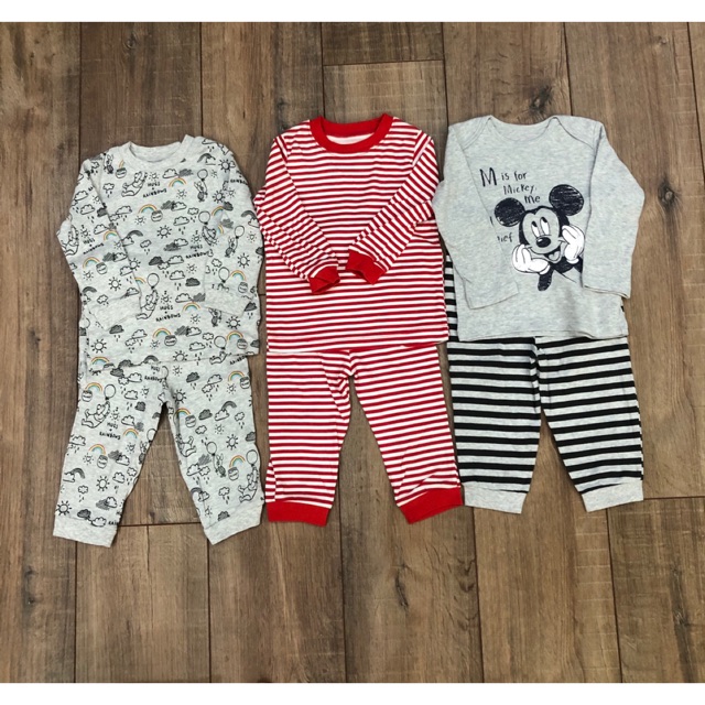 Mickey geogre xuất dư