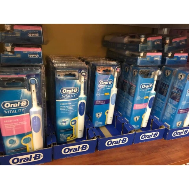 [Mã FMCGLOC giảm 5% đơn 250K] Bàn chải điện Oral B Braun