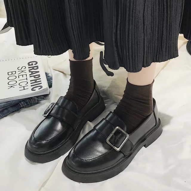 (có sẵn) Giày Ulzzang da mềm đế bằng khoá vuông, mã: U105