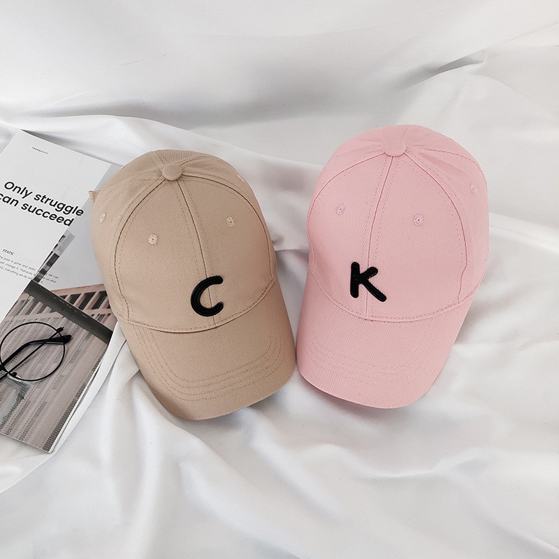 Mũ Lưỡi Trai Màu Sắc Tương Phản Thêu Chữ Phong Cách Hàn Quốc Cho Bé