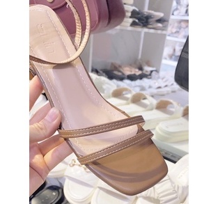 Sandal nữ quai mảnh gót tam giác 5p MC3