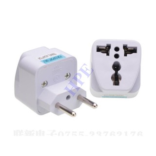 Phích cắm chuyển đổi đa năng
