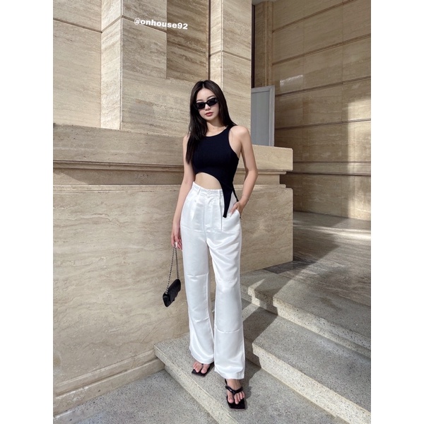 Mia pant ONHOUSE quần suông ống đứng và áo camy hở lưng gài nút