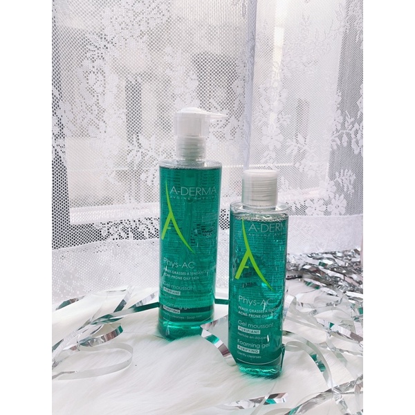 Sữa rửa mặt Aderma PhysAC dầu mụn nhạy cảm