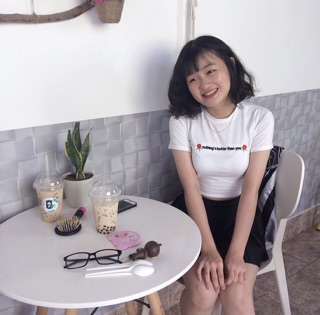 ÁO CROPTOP THÊU HOA HỒNG