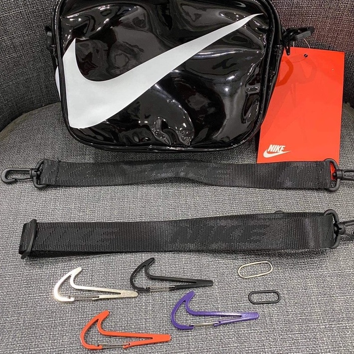 Túi Nike Swoosh Đeo Chéo 18x7.5x14cm