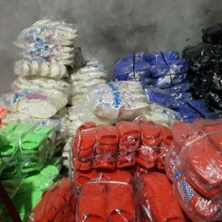 Sỉ =lẻ Dép tổ ong màu đỏ
