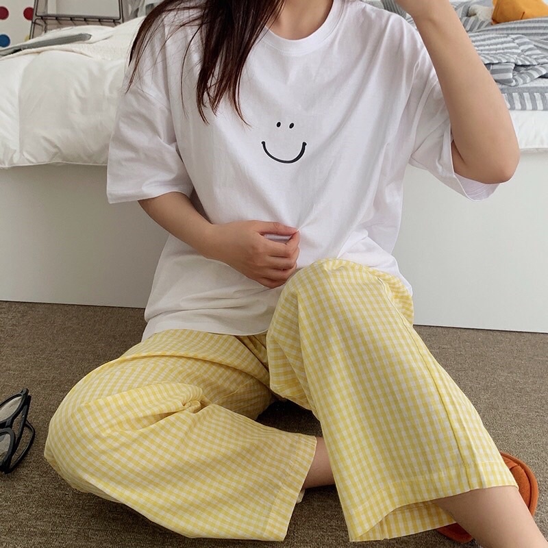Đồ Bộ Nữ Cộc Tay, Bộ Đồ Ngủ Hình Mặt Cười Siêu Cute, Bộ Mặc Nhà Pijamas Nữ Tay Ngắn Quần Dài Caro Ulzzang Hàn Quốc 2021