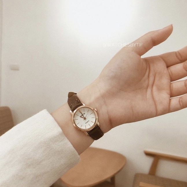 Đồng hồ nữ dây da mặt nhỏ RATE TRÒN nâu mặt trắng đồng hồ nữ chính hãng Watchesbytif đẹp giá rẻ chống nước size 22mm