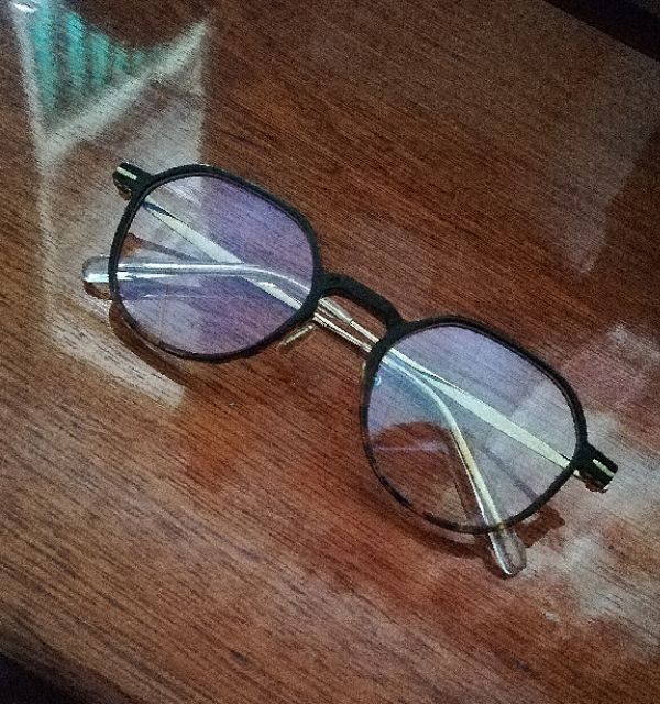 Pass kính lyystore | BigBuy360 - bigbuy360.vn