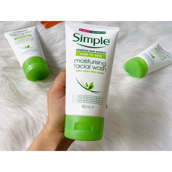 Sữa rửa mặt Simple Kind to Skin Refreshing Facial Wash Gel  150ml.