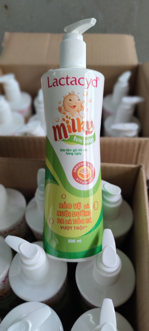 (Date mới - Chính hãng) Sữa tắm gội cho bé Lactacyd Milky 500ml | BigBuy360 - bigbuy360.vn