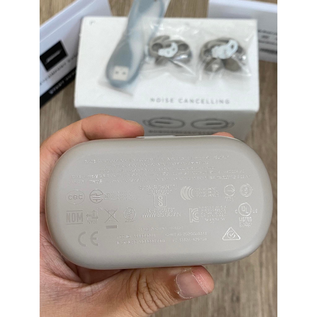 Tai nghe BOSE QUIETCOMFORT EARBUDS