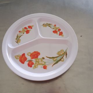 KHAY CƠM TRÒN 3 NGĂN CHO BÉ