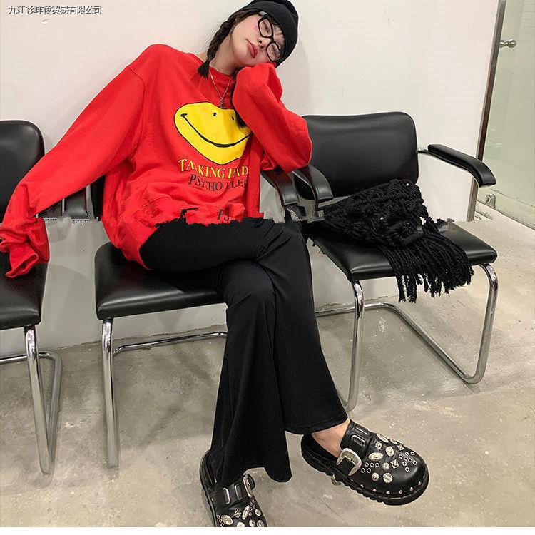 Dép Bít Mũi Đế Dày Đính Đinh Tán Phong Cách Mới 2022 Thời Trang Cho Nữ