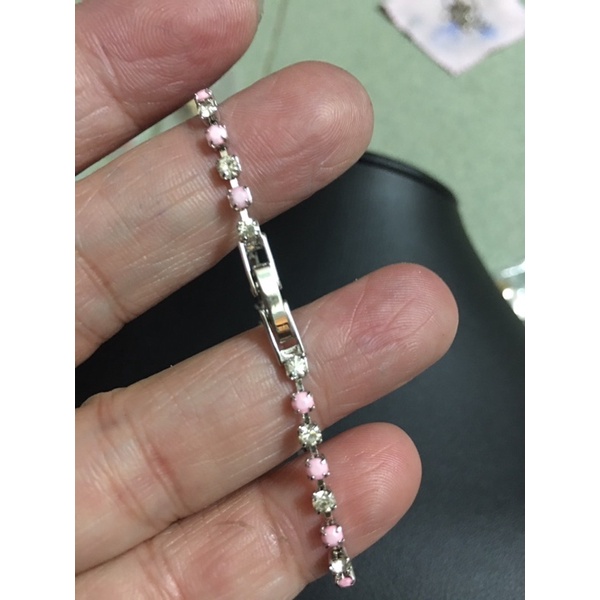 Lắc tay phun đá trắng sáng đẹp si tuyển Nhật