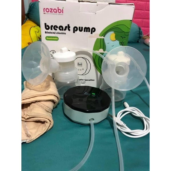 Bộ phụ kiện đầy đủ của máy hút sữa Rozabi Basic Plus chính hãng