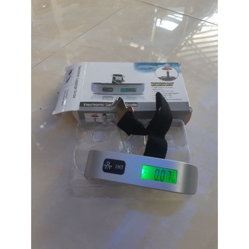 cân điện tử cầm tay, cân hành lý 50kg tặng pin CR2032