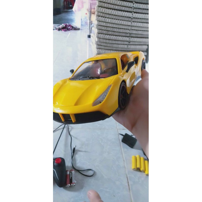 combo 2 siêu xe điều khiển LAMBORGHINI và FERRARI giá ưu đãi