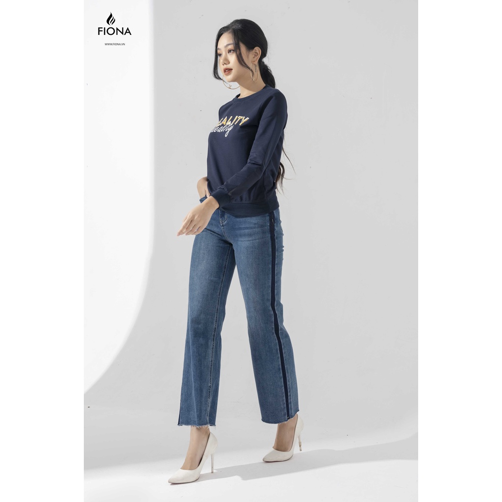 Áo nỉ nữ cổ tròn FIONA, áo nỉ dài tay thu đông thân trước in hình chữ vàng bóng F520896
