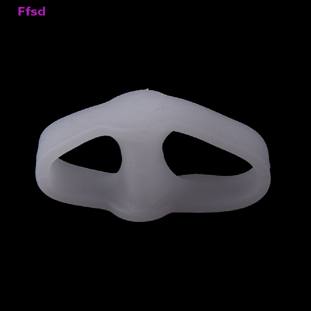 {Ffsd} Set 2 Dụng Cụ Tách Ngón Chân Giảm Đau Chỉnh Sửa Ngón Chân Cái Bằng Silicone Gel Bán Chạy